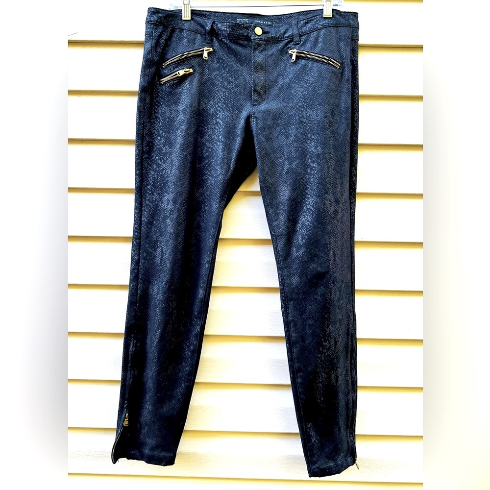ZARA BASIC women’s black”snake skin” skinny pants/jeans size 12